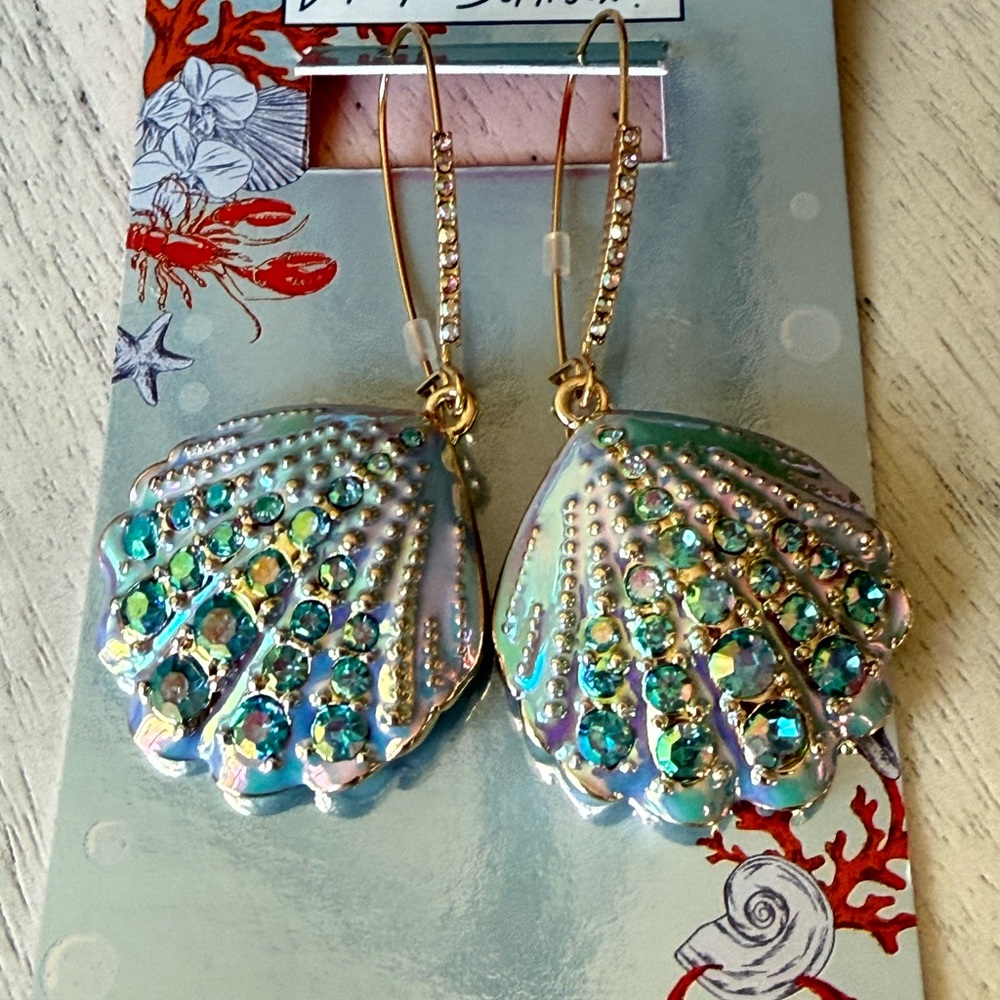 New Betsey Johnson Iridescent Shell Drop Earrings with Aqua Crystals - Picture 5 of 11